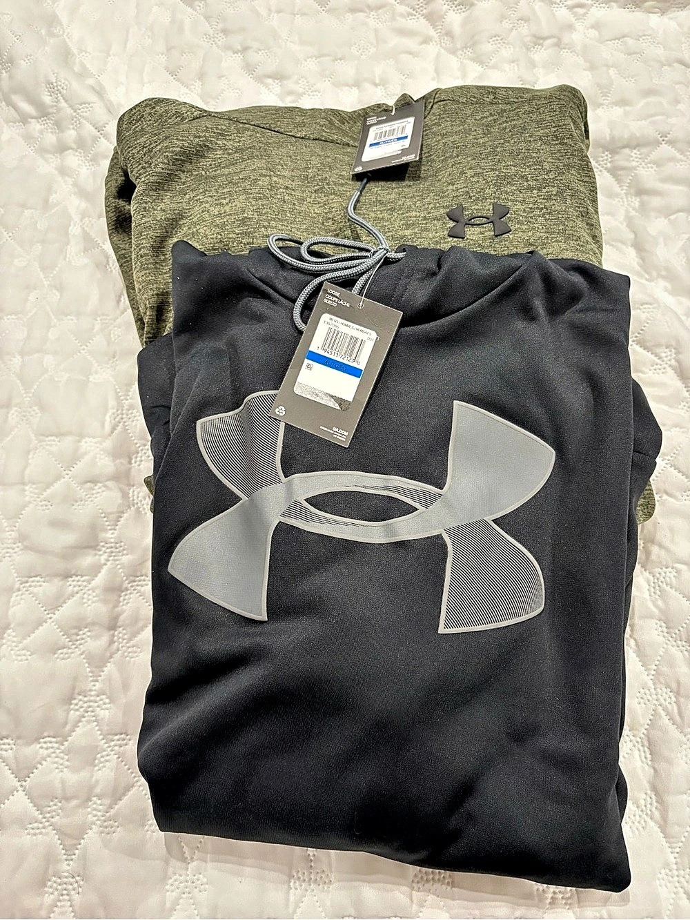 2 Under Armour Men's Armour Fleece Big Logo / Twist Hoodie Black & Green XL